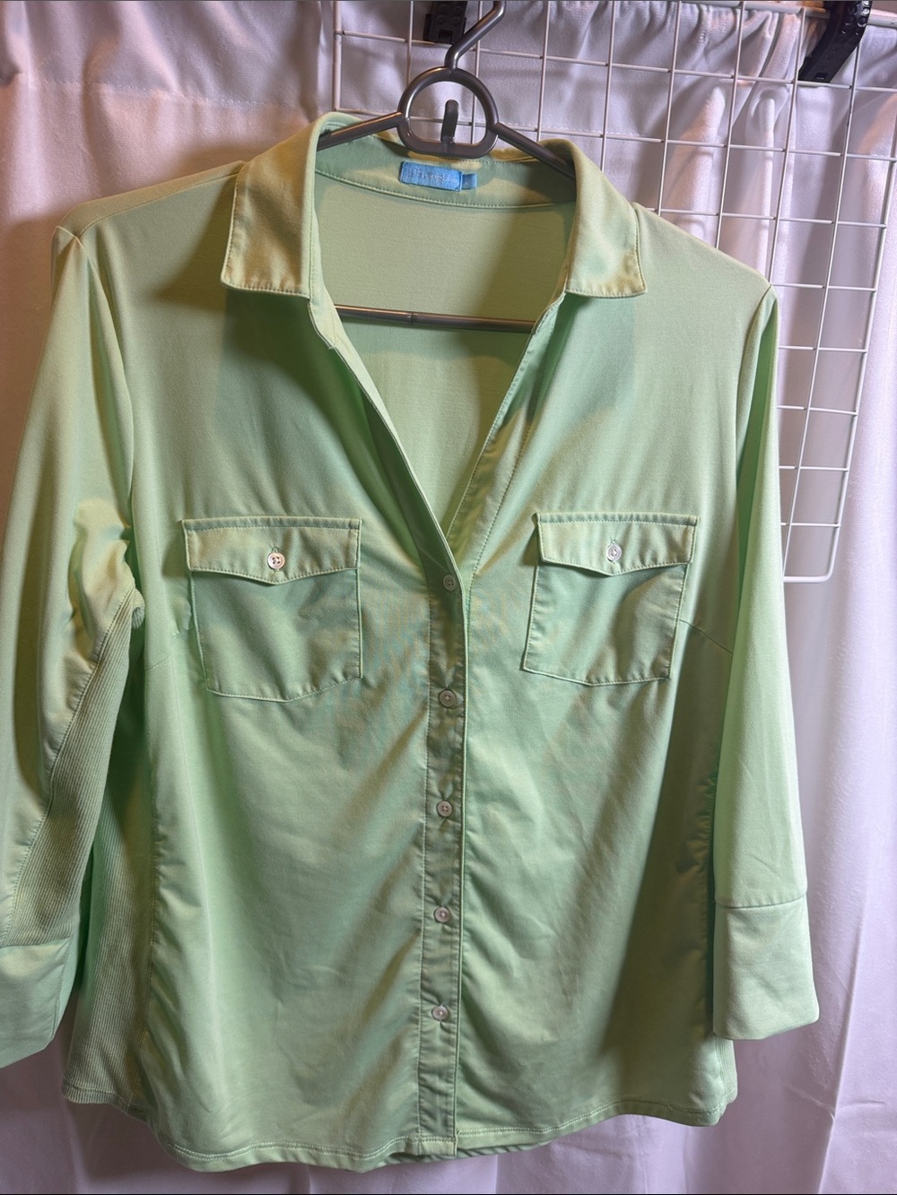 J. McLaughlin Brynn top shirt preppy Green Blouse large